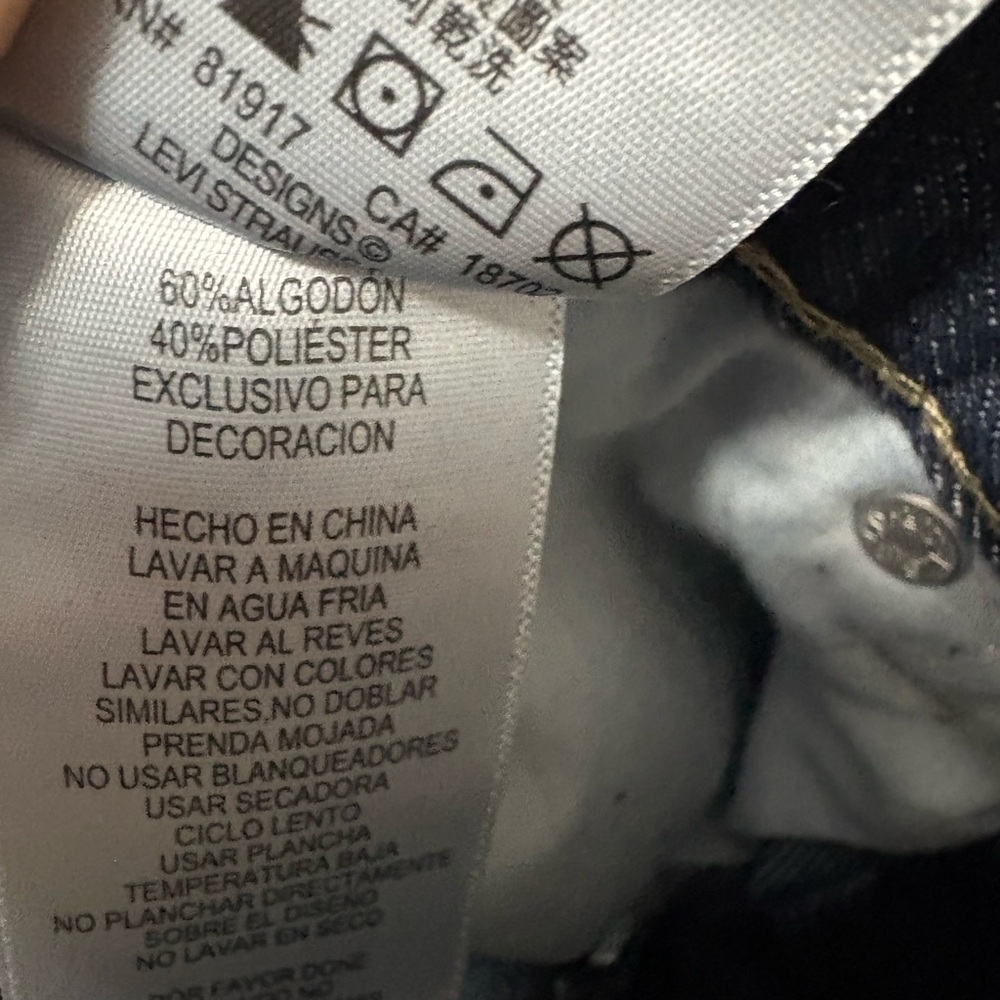 Levi's boys 27/27 Dark Blue Straight Jeans - Picture 4 of 7